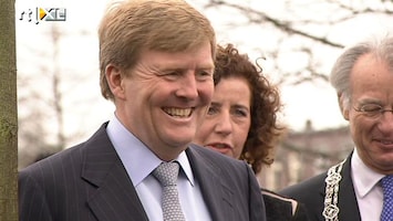 RTL Z Nieuws Willem Alexander plaatst zijn eerste Koningsboom