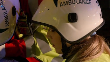 Ambulance Uk - Afl. 6