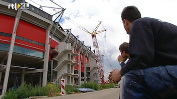 RTL Z Nieuws Er wordt druk gespeculeerd over oorzaak instorten stadiondak FC Twente