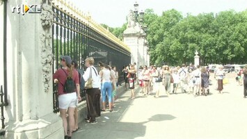 RTL Nieuws Wereld wacht op de royal baby