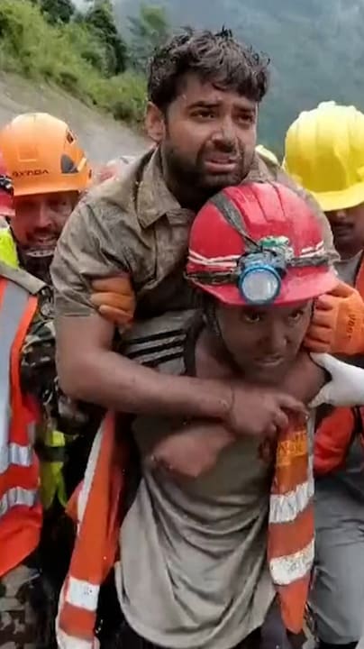 Twee mensen gered uit tunnel Nepal