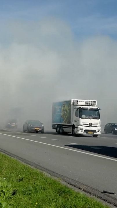 Rook langs wegen door boerenprotesten 