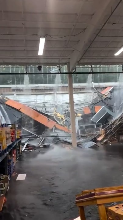 Dak supermarkt VS stort in