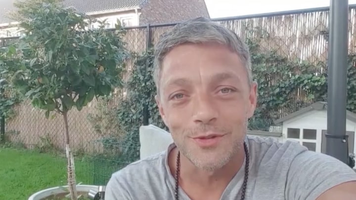 Tommie Christiaan dolgelukkig met zwangerschap