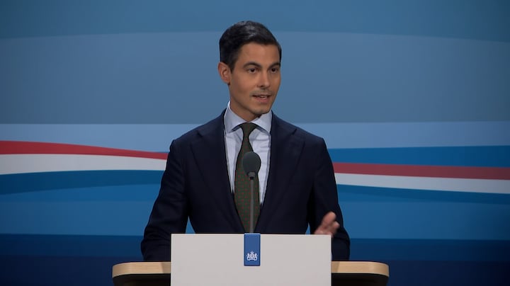 Premier Jetten: 'Heel erg blij dat deze kunstschatten weer zijn teruggevonden'