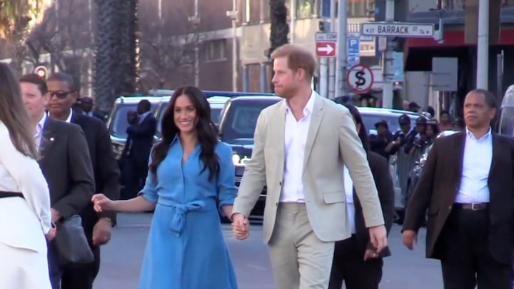 Prins Harry en Meghan betuigen hun steun aan Charles en Kate wegens operatie 