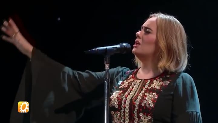 Maakt Adele morgen haar muzikale comeback?