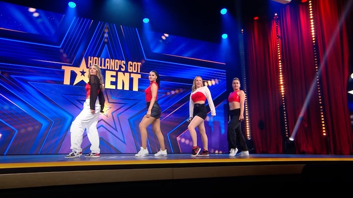 Popgroep Radiant dansen en zingen op medley van Beyoncé