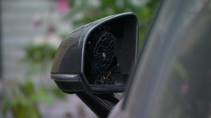 Schade loopt op tot in de duizenden euro's: 20 auto spiegels gejat uit Eindhovense woonwijk