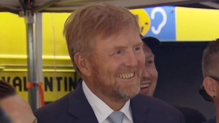 Willem-Alexander in de rij bij Rotterdamse shoarmatent