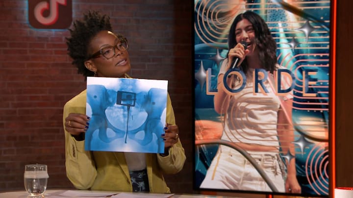 Lorde shockeert met foto op binnenkant van muziekplaat