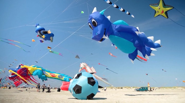 Het grootste vliegerfestival is terug in Denemarken, 25.000 vliegers 