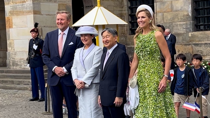 Koningspaar heet keizer Naruhito en keizerin Masako welkom op de Dam