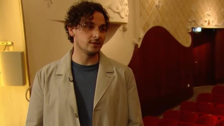 Nielson draagt lied op aan overleden neef: 'Hij was een groot onderdeel van mijn leven' 