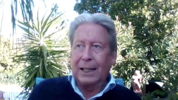 Hans Kazàn over coronavaccin: 'Alleen als het nodig is'