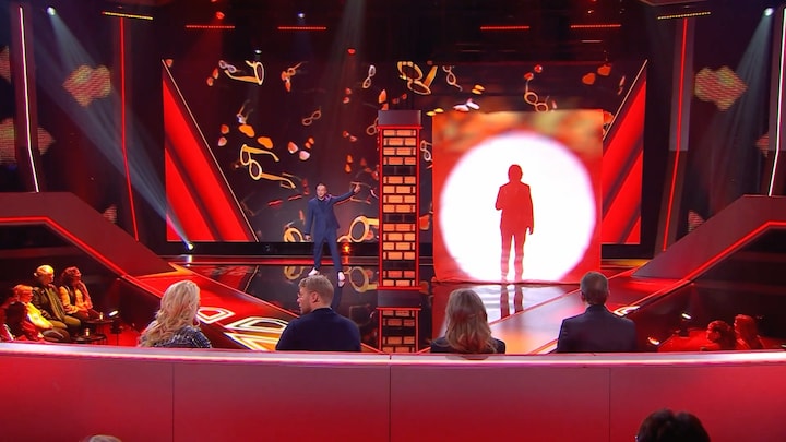 Zingt Jamai ‘I’m Still Standing’ met een man of een vrouw?