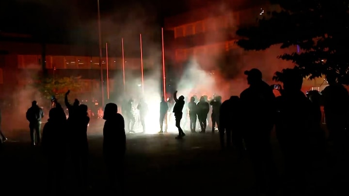 Verslaggever bij protest tegen azc in Doetinchem: 'Kat-en-muisspel'