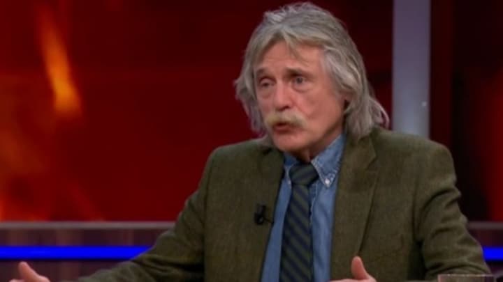 Johan Derksen haalt uit naar John de mol: 'Zwaar overspannen'