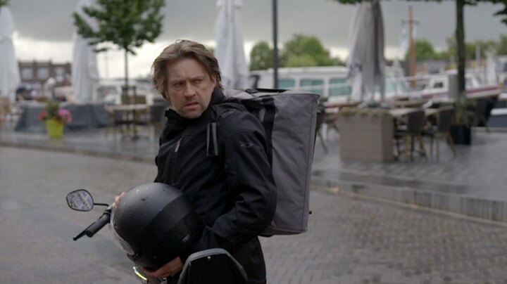 Rik besluit om te vertrekken