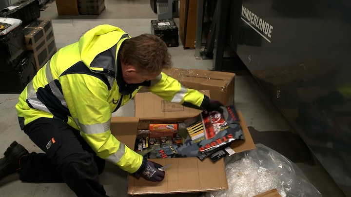 Steeds vaker vuurwerk via de post gestuurd, veel risico voor postbezorgers