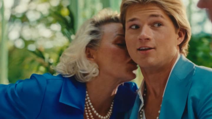 Samuel Welten valt voor niemand minder dan Malgosia in nieuwe videoclip