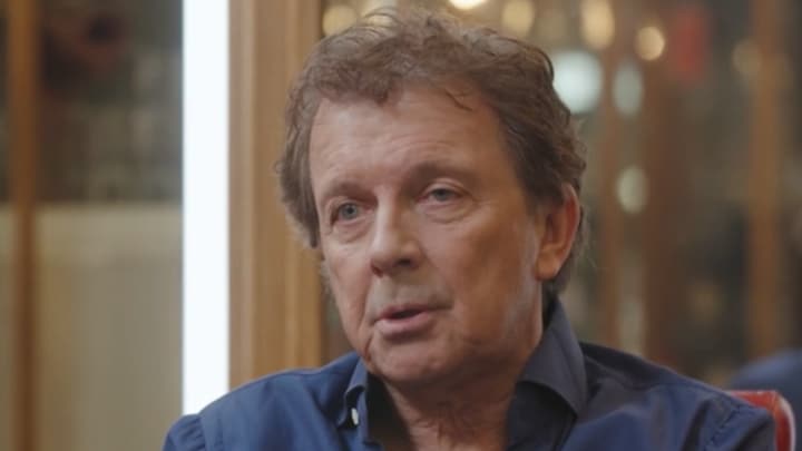 Robert ten Brink blikt terug op missen uitvaart moeder
