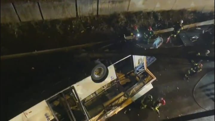 Eerste beelden dodelijk busongeval Italië