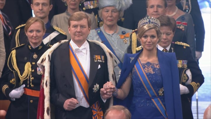 En ineens is Willem-Alexander al tien jaar koning: de bepalende momenten