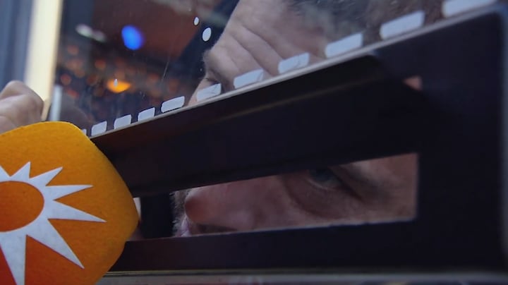 Barend van Deelen trots op recordbedrag Serious Request: 'Wel hongerig en vermoeid'