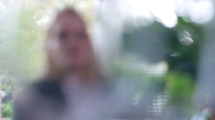 Nina na huiselijk geweld door ex: 'Bizar dat er niks met aangifte gebeurt'