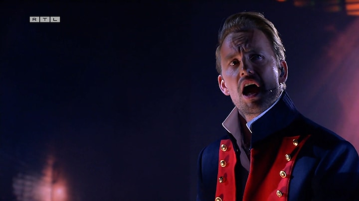 Michel Mulder creëert bijzonder emotioneel moment met optreden