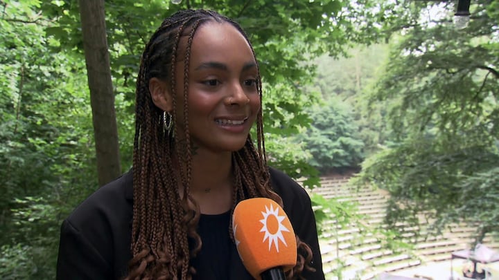 Zoë Livay droomt van Eurovisiesongfestival: 'Moet het nu alleen doen' 