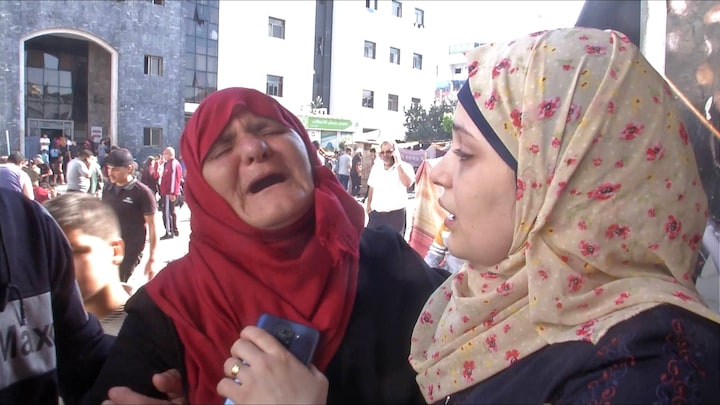 Groot verdriet na explosie ziekenhuis Gaza-stad: ‘Mensen gilden om hulp'