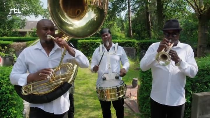 Een uitvaart hoeft niet altijd een ‘dooie boel’ te zijn 