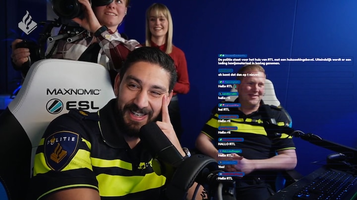 Agenten gamen met jongeren: 'Op straat kom je elkaar niet tegen'