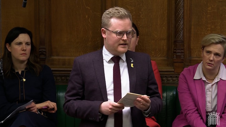 Britse politicus over ervaring met verkrachting: 'Ik wist niks meer'