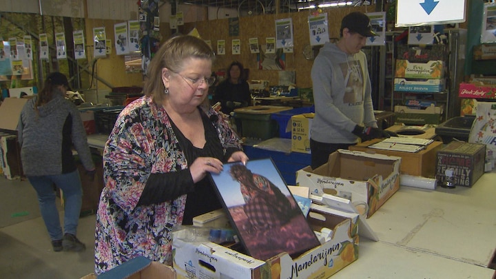 Kringloopwinkel moet spullen vanaf nu registreren: 'Lukt gewoon niet'