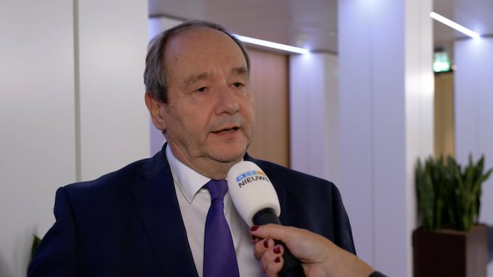 Minister over uitzendverbod vleessector: 'Vlees mogelijk ietsje duurder' 