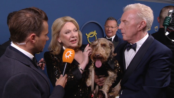 Janny van der Heijden is in diepe rouw door overlijden beroemde tv-hond Nhaan: 'Alleen maar tranen'