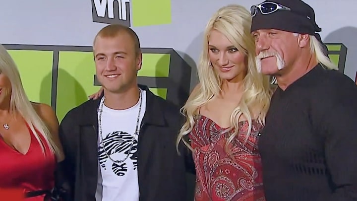 Brooke Hogan emotioneel over gemis vader: 'Trots om jouw dochter te zijn'