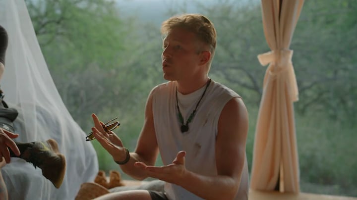 Sluwe zet van Joshua zorgt voor spanning in het kamp in Echte Jongens op Safari