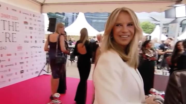 Linda de Mol voor het eerst op rode loper na seponeren rechtszaak Jeroen Rietbergen