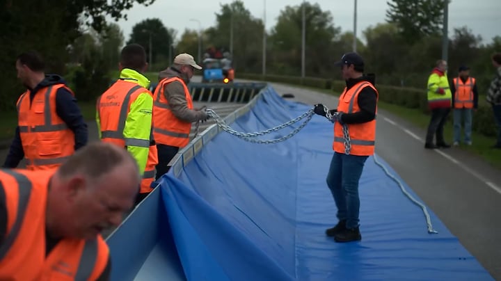 Deze mobiele dijk in Maastricht moet beschermen tegen extreem hoogwater in de toekomst