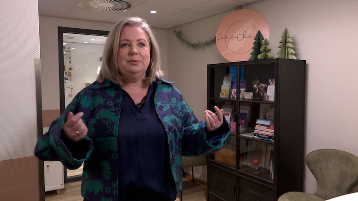 Hier zetten ze lachgas in bij het zetten van een spiraaltje: 'Tegen angst of pijn'