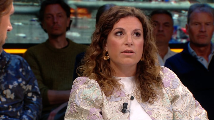 'Mogelijk achter een ambulance aangereden'