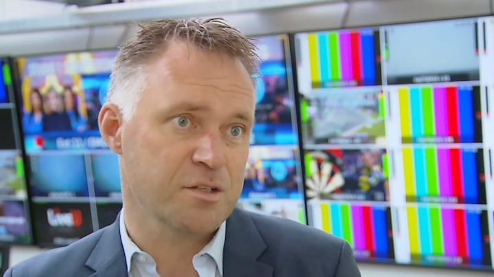 Talpa doet aangifte na aanval boze Vitesse-supporters op cameraploeg