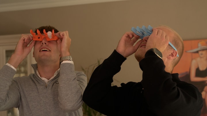 Deze speciale bril moet mensen helpen met oogdruppels