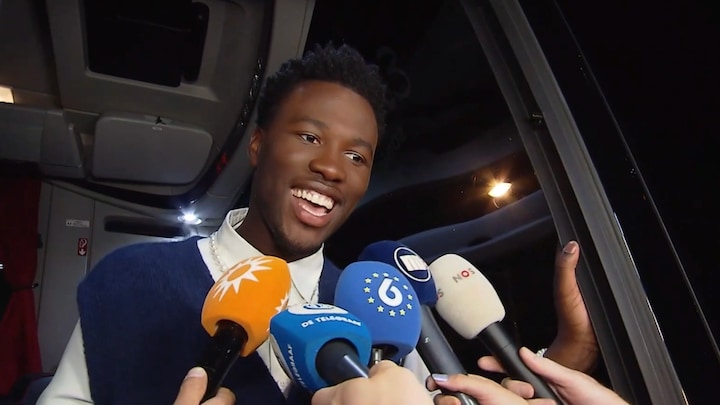 Claude kan amper geloven dat hij door is naar finale songfestival: 'Ben zo blij'