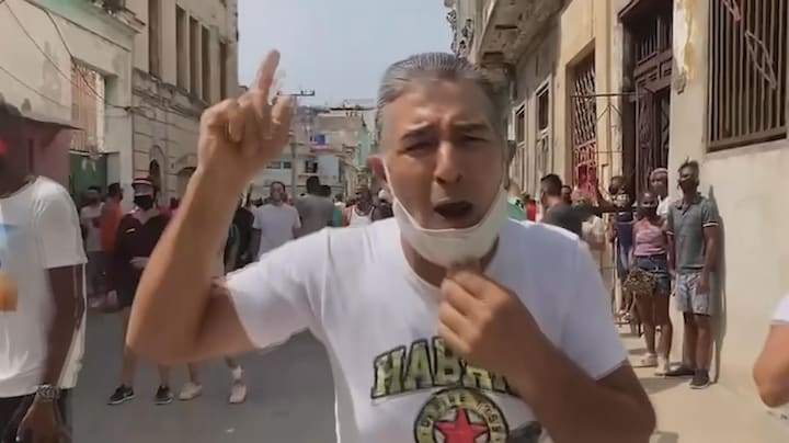 Ongekend felle protesten op Cuba: 'Ze laten ons verhongeren'