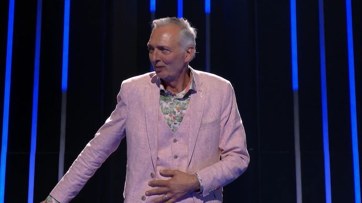 Martien Meiland belandt in het water na foute vraag in De Kwis met Ballen: 'Wat erg'